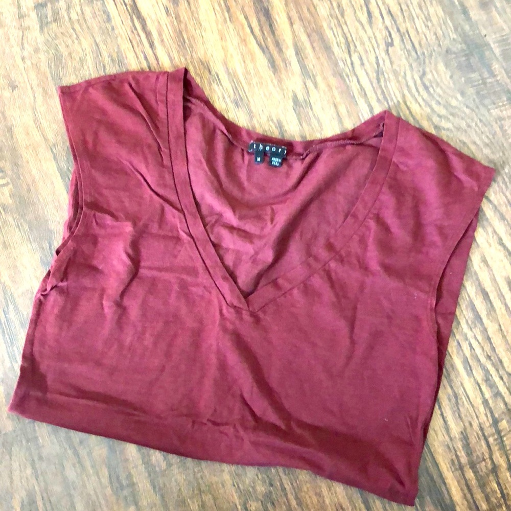 Theory shell v-neck top. Excellent condition!